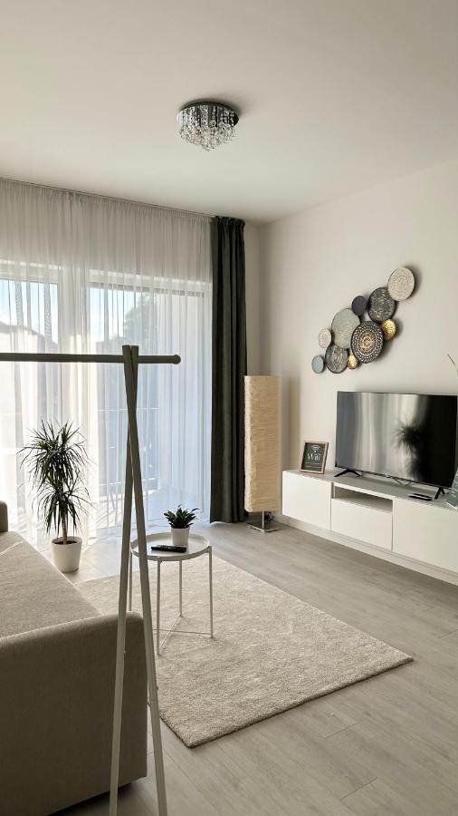 Linden Apartman 104 - Adults Only Mosonmagyaróvár Zewnętrze zdjęcie